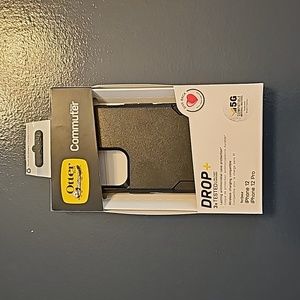 Iphone Otter Box Commuter series case. Fits iPhone 12 and iPhone 12 Pro